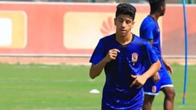 عمار حمدي يشارك في تدريبات الأهلي بعد انتهاء إعارته للاتحاد