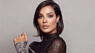 نادين نسيب تنشر صورة مع أطفالها للمرة الأولى