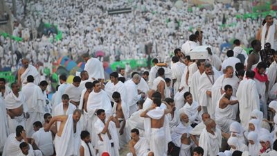 «مصر للطيران»: جميع تذاكر الحج للعام الحالي نفدت