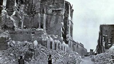 الأسطول البريطاني يضرب الإسكندرية بالمدافع