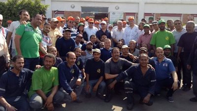 تفاصيل مقترحات النواب لحل أزمة النباشين في منظومة النظافة الجديدة