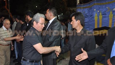 نهال عنبر وحميد الشاعري وريكو يصلون عزاء وائل نور