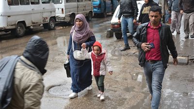 «برق ورعد وبرك مائية».. الطقس السيئ يضرب القاهرة والجيزة (فيديو وصور)