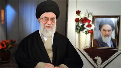 أول تعليق من خامنئي على الغارات الأمريكية في العراق