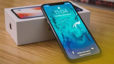 أبل تبدأ بيع نسخ مجددة من آي فون إكس بـ769 دولارا