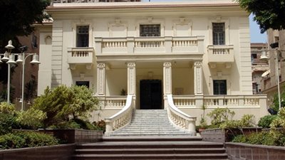 «الإخوان وانلي من التشخيص إلى التجريد» بمركز محمود سعيد للمتاحف