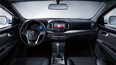 جمارك السيارة «إم جي 5» الواردة من الإمارات