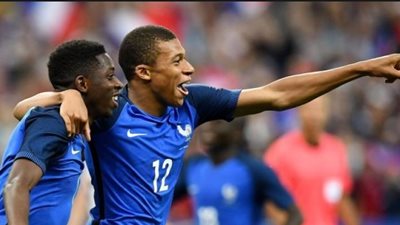 مبابي يحرز الهدف الأول لفرنسا في بيرو
