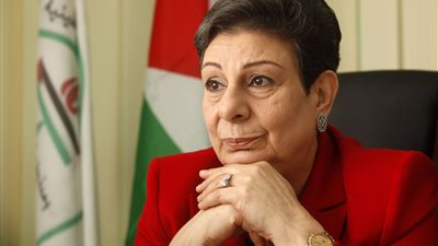 حنان عشراوي تطلع وفدًا برلمانيًا كنديا على آخر المستجدات في فلسطين