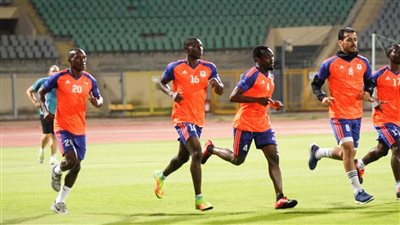 لاعب غاني يخضع للاختبارات بنادي المصري