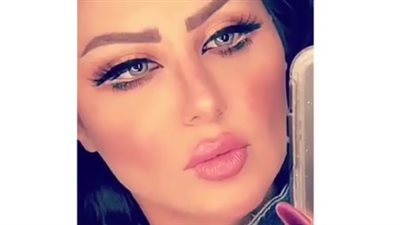 حليمة بولند تثير ضجة بملامحها المختلفة (فيديو)