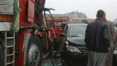 إصابة شخصين في حادث تصادم ملاكي بمقطورة في طريق مطروح