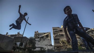 صمود الهدنة في سوريا وبدء الاستعدادات لتوصيل المساعدات