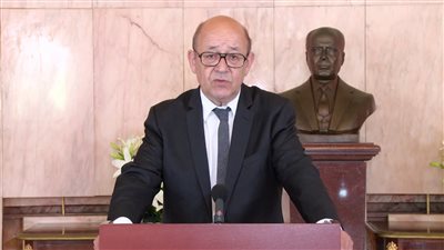 فرنسا تقدم قروضا ومنحا بـ550 مليون يورو لدعم لبنان