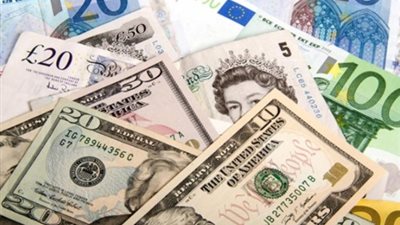 تباين أسعار العملات الأجنبية.. والدولار يسجل 17.72 جنيها