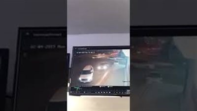 السرعة الجنونية تتسبب في مصرع شاب وإصابة آخر بالرياض (فيديو)