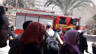 التضامن: مصروف يومي و3 وجبات لسكان عقار الإسكندرية المنهار (صور)