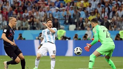 الارجنتين تتعادل سلبيا أمام كرواتيا بالشوط الأول