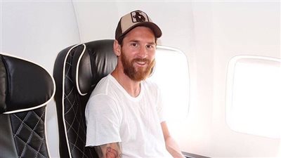 ميسي يطير إلى موناكو على طائرة خاصة