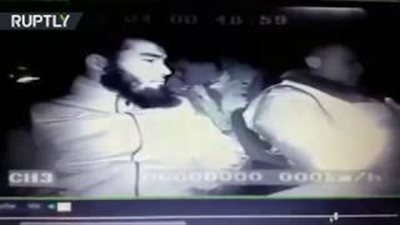 بالفيديو.. لحظة مقتل شرطيين روسيين في أستراخان على أيدي متطرفين