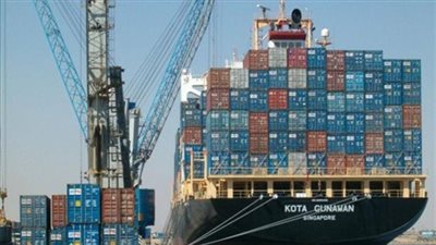 معوقات التصدير صداع في رأس الحكومة.. اقتصادية النواب: نسعى لإعداد خارطة لحل الأزمة.. صلاح فهمي: على الدولة إرشاد المنتجين بالمواصفات العالمية.. والشريف: نفتقد الخبرة ولابد من فتح أسواق جديدة