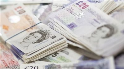 بريطانيون يدعمون أسرة أوروبية تعرضت لهجوم عنصري بآلاف الجنيهات