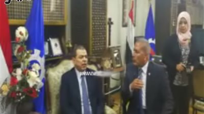 وزير القوى العاملة: عمال البترول تحملوا جهدا مضاعفا لإنقاذ مصر