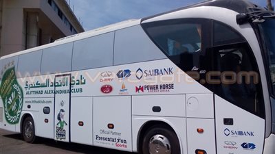 أتوبيس الاتحاد السكندري يصل ملعب برج العرب