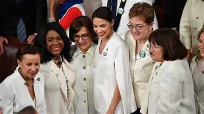 20 صورة ترصد ردود الأفعال داخل الكونجرس خلال خطاب ترامب