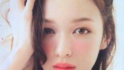 بالصور.. أحدث موضة وضع أحمر الخدود في اليابان