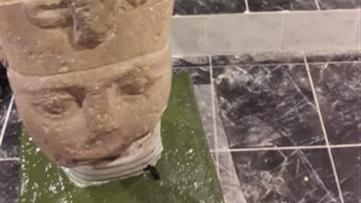 15 صورة ترصد تثبيت رأس تمثال متحف سوهاج بدون مسامير