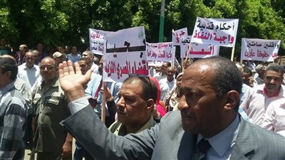 بالفيديو.. نقيب المعلمين بأسوان: إضراب مفتوح لعدم صرف المستحقات