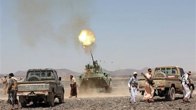 خسائر للحوثيين على جبهات عدة ومقتل قيادي بارز في الجوف
