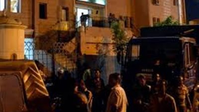 القصة الكاملة لـ«سائق كارو» أشعل الرأي العام.. وفاة مجدي مكين داخل قسم الأميرية تعيد مسلسل ضحايا السجون.. الداخلية: مرض السكر سبب الوفاة.. والطب الشرعي يتولى التشريح