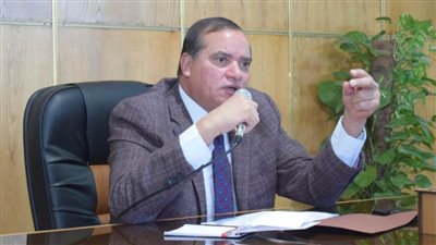 اليوم.. وزير الاتصالات يزور جامعة سوهاج ويتفقد معهد 