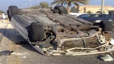 إصابة ضابط بعد انقلاب سيارته على طريق القاهرة - الفيوم الصحراوى