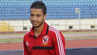 باسم علي لاعب الأهلي يكلف محاميه لمتابعة أزمة «الوكيل»