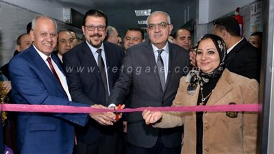 رئيس جامعة المنصورة يفتتح 15 سرير عناية بمستشفى الطوارئ