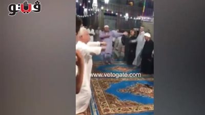 نشرة الأخبار: تسمم جماعي بحفل زفاف بالغربية.. وطقوس صلاة غريبة تثير الجدل بالدقهلية