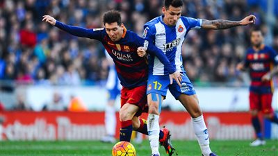 «جيرارد» يتقدم بالهدف الأول لإسبانيول أمام برشلونة (فيديو)