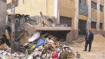 رفع 300 طن قمامة بالقناطر الخيرية في ثالث أيام العيد