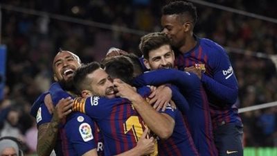 شاهد غرفة ملابس برشلونة قبل موقعة الكلاسيكو أمام ريـال مدريد