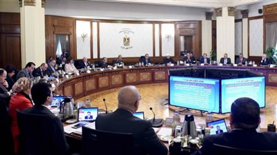 12 قرارا بأول اجتماع للحكومة في 2020.. إلغاء نظام الممارسة واستبدالها بالعدادات الكودية أبرزها.. وإرجاء الحجز على المنشآت المتعثرة
