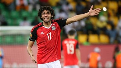 شريف حبيب يطالب الجماهير بدعم محمد النني مع المنتخب