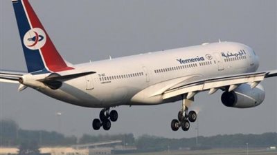 عودة طائرة يمنية لمطار القاهرة بسبب مرض راكب