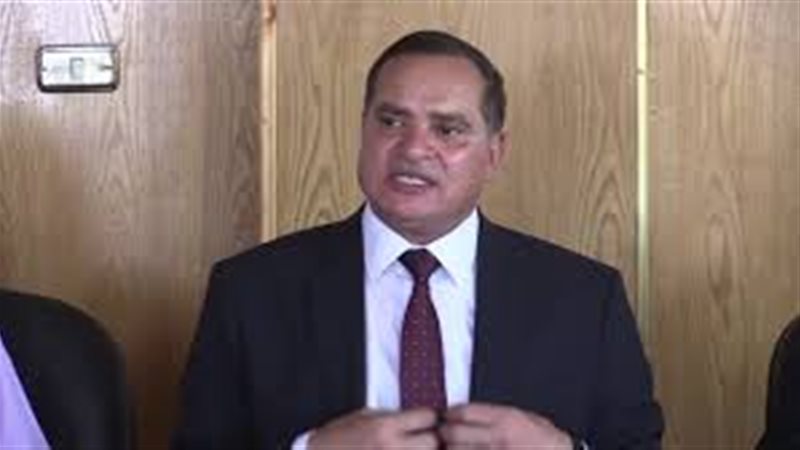 الدكتور أحمد عزيز