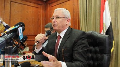 بالصور ..وزير التعليم العالي: «السيسي» يمكن أن يفوض محلب لاختيار رؤساء الجامعات
