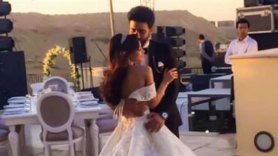 رنا سماحة تهنئ كارمن سليمان والموزع أحمد عبد السلام على زفافهما