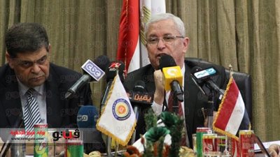 بالصور.. وزير التعليم العالي: «لن نتدخل في شئون الطلاب المحبوسين»