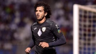 عمرو بركات يقود الشباب في مواجهة التعاون بالدوري السعودي